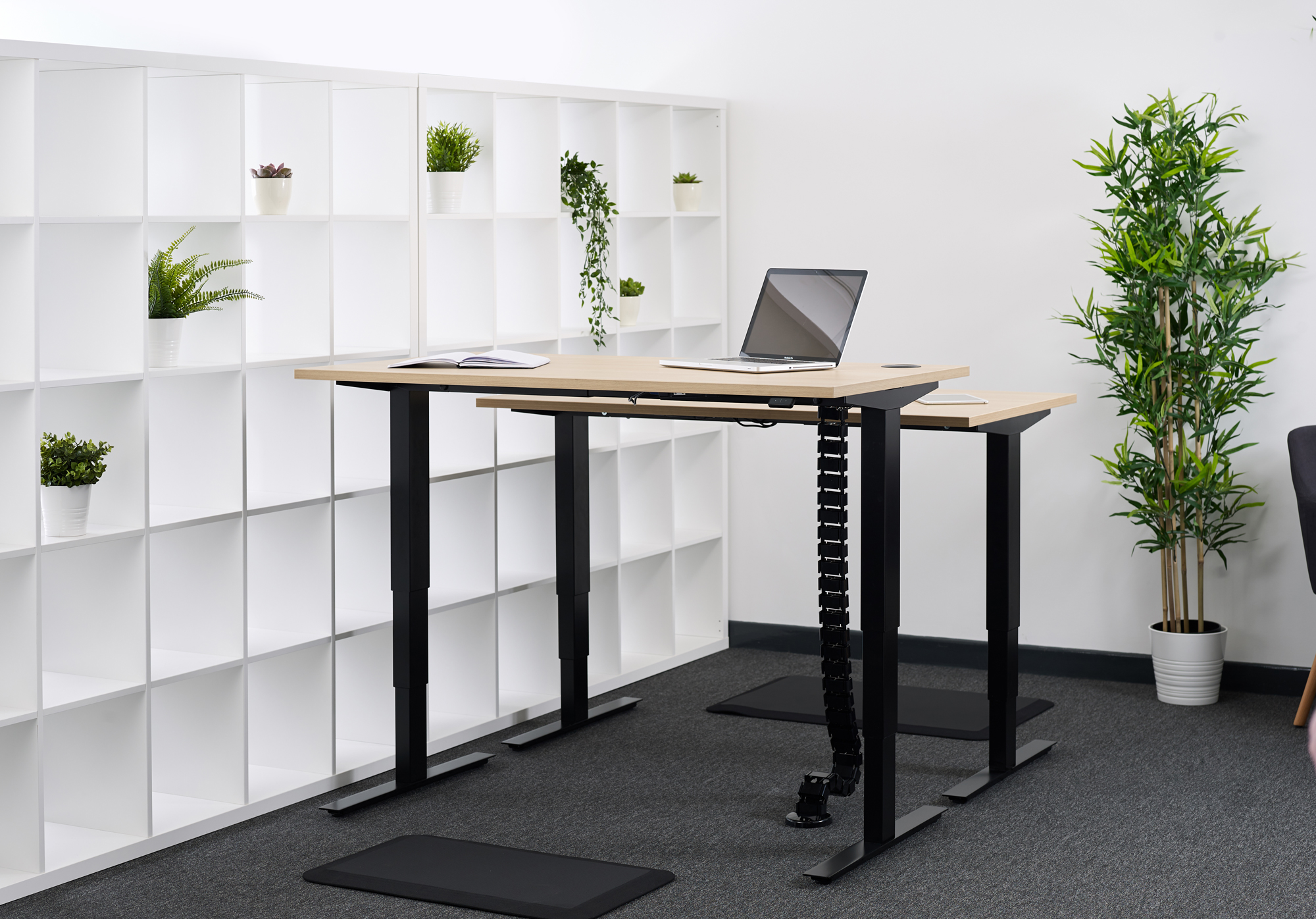 Desks Desks